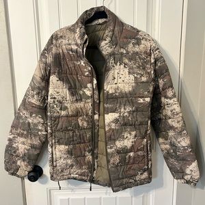 Cabelas Insulated Jacket